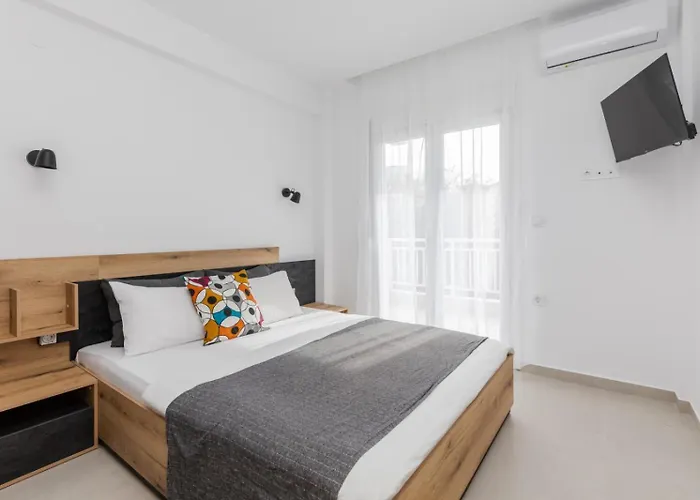 Mands Homes 4 Bedrooms Appartement *